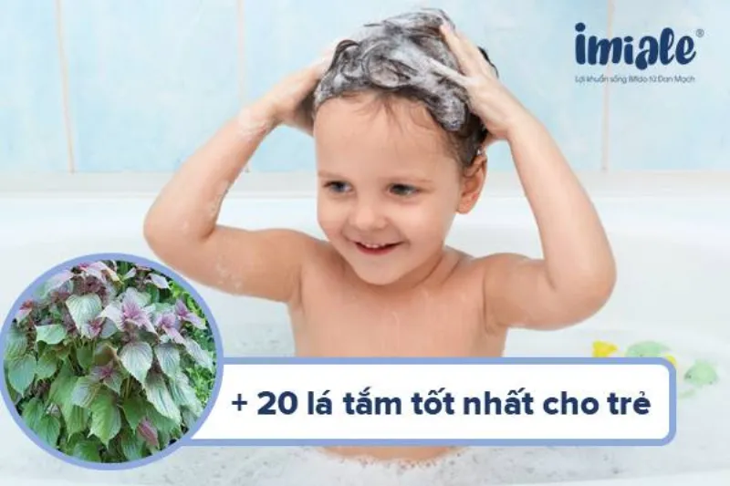 lá tắm cho trẻ sơ sinh